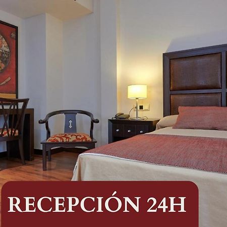 Hotel Las Cabanas Peñaranda de Bracamonte Kültér fotó