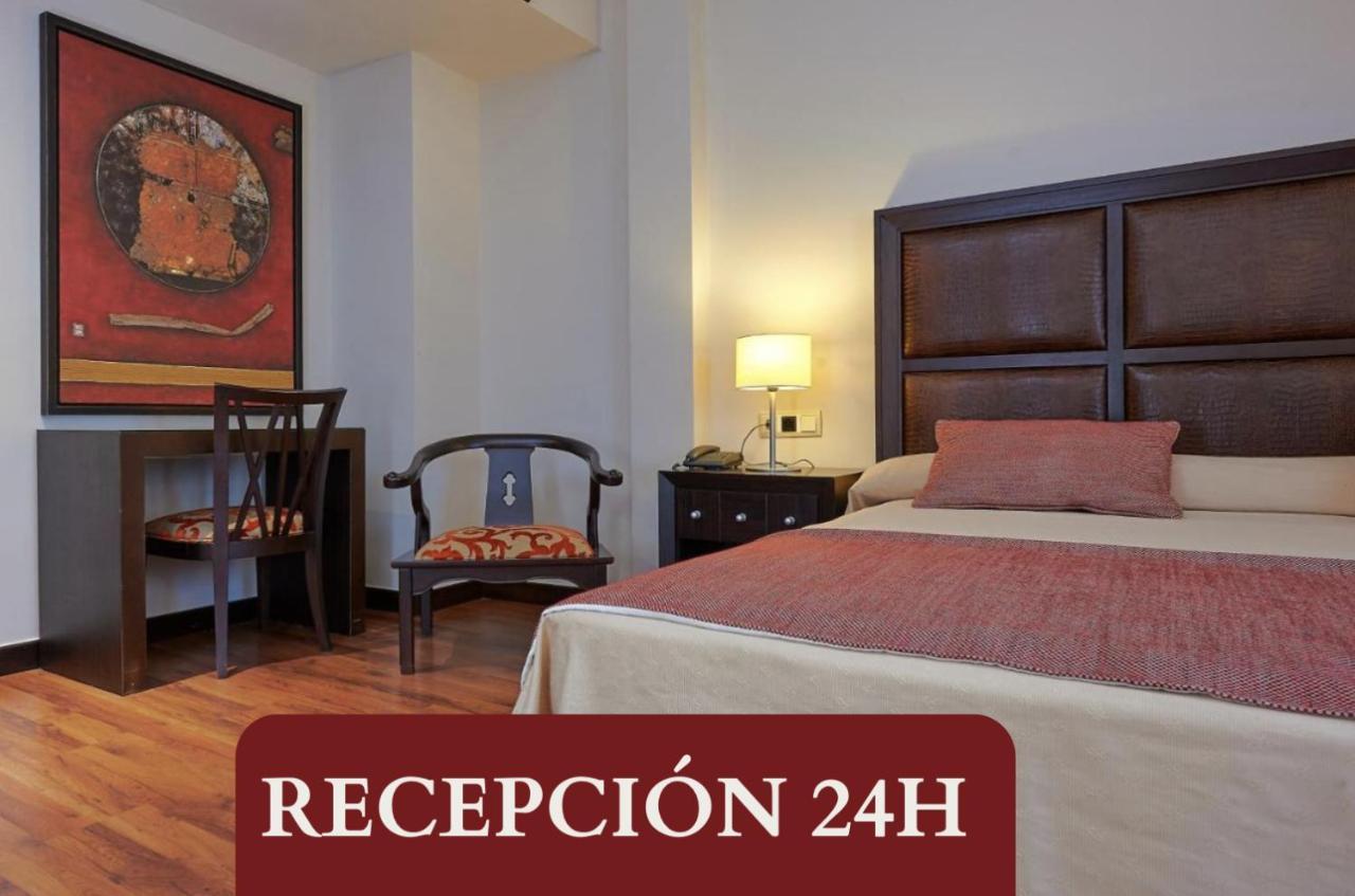 Hotel Las Cabanas Peñaranda de Bracamonte Kültér fotó